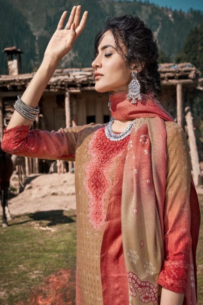 Kesar Karachi Noorani Winter Collection Pure Pashmina Designer Print Salwar Suit 1006