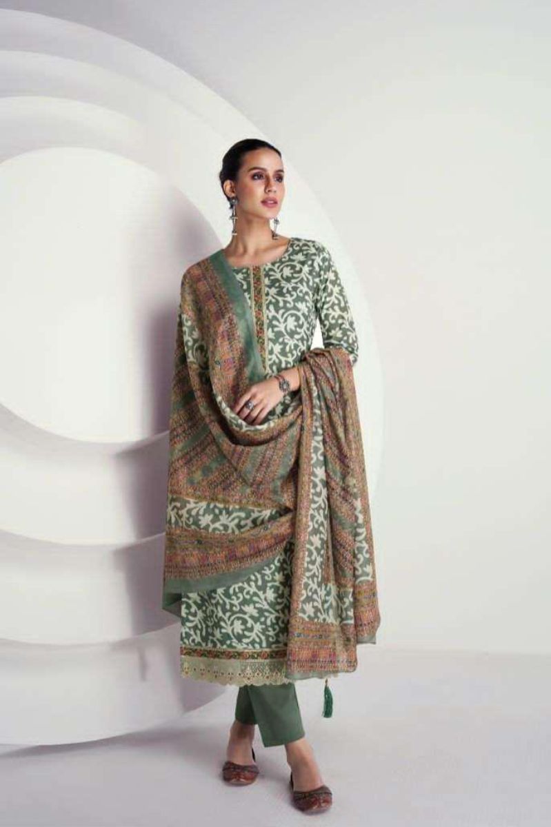 Kesar Karachi Batik Summer Collection Ladies Salwar Suits 77005