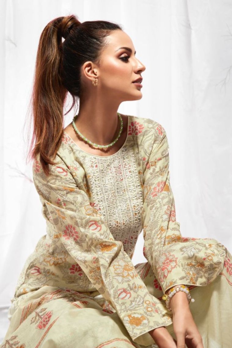 Mumtaz Arts Nikhar Summer Collection Ladies Salwar Suits 31005