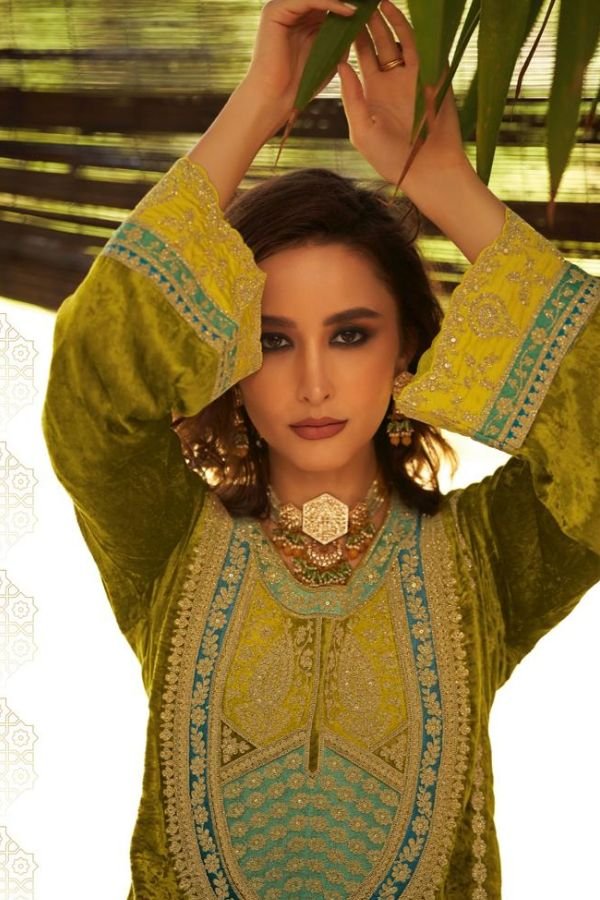 Aiqa Lifestyle The Winter Dairies Pure Velvet Unstitched Suits 8302