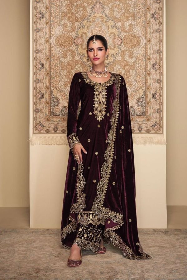 Mumtaz Arts Aanchal Pure Velvet Heavy Embroidered Winter Suits 12002