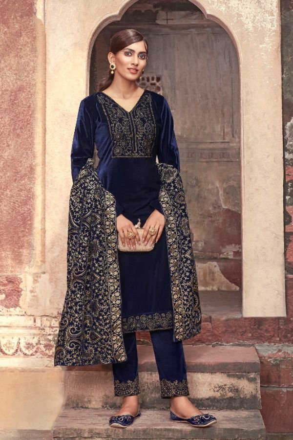 Riana Pakeezah 4 winter collection suit 70301
