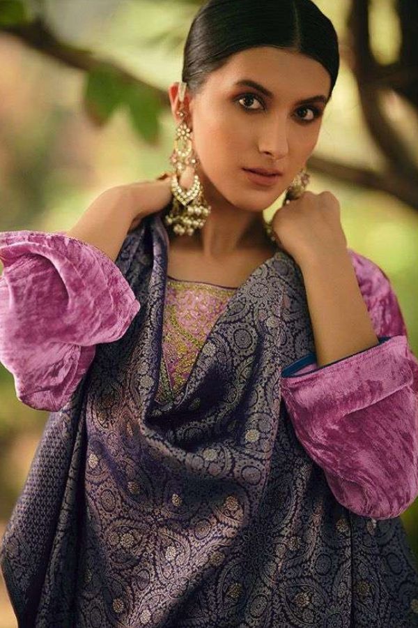 aiqa-hasrat-pure-velvet-fancy-designs-salwar-suit(s) 8503