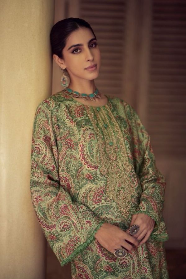 Kesar Karachi Paisley Pure Pashmina Winter salwar Suits 89001