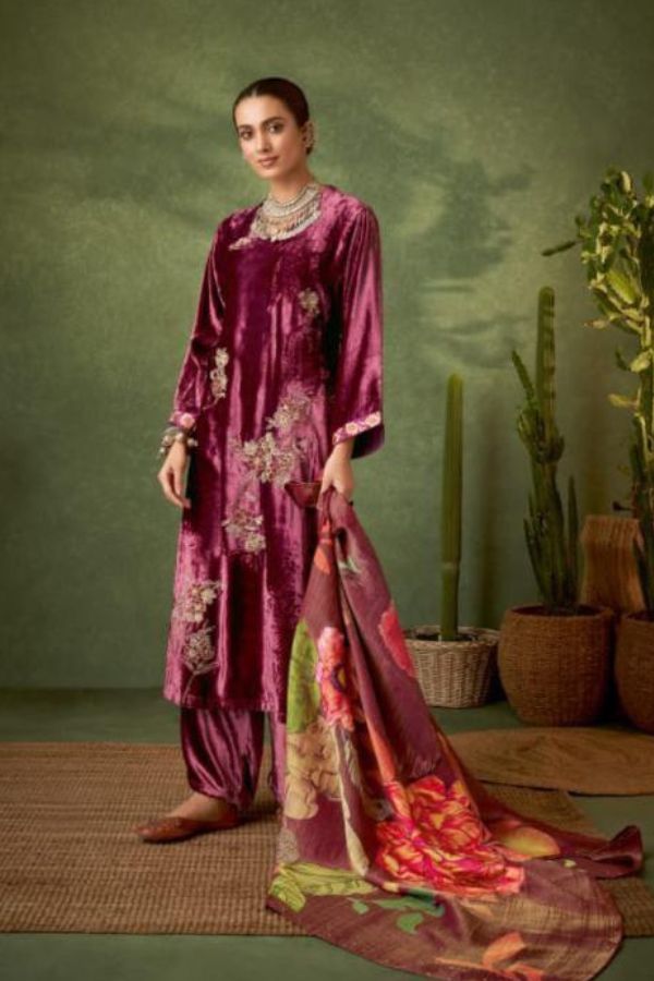 Sahiba Gulposh Velvet Embroidered Winter Suit 363