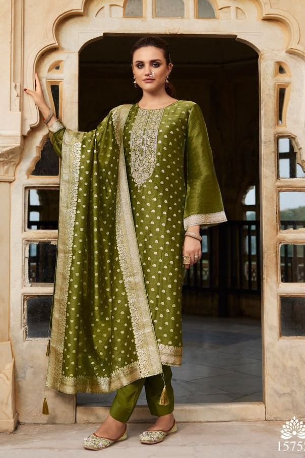 Ibiza Lifestyle Tyohaar Ka Angan Banarasi Silk Ladies Suits 15752