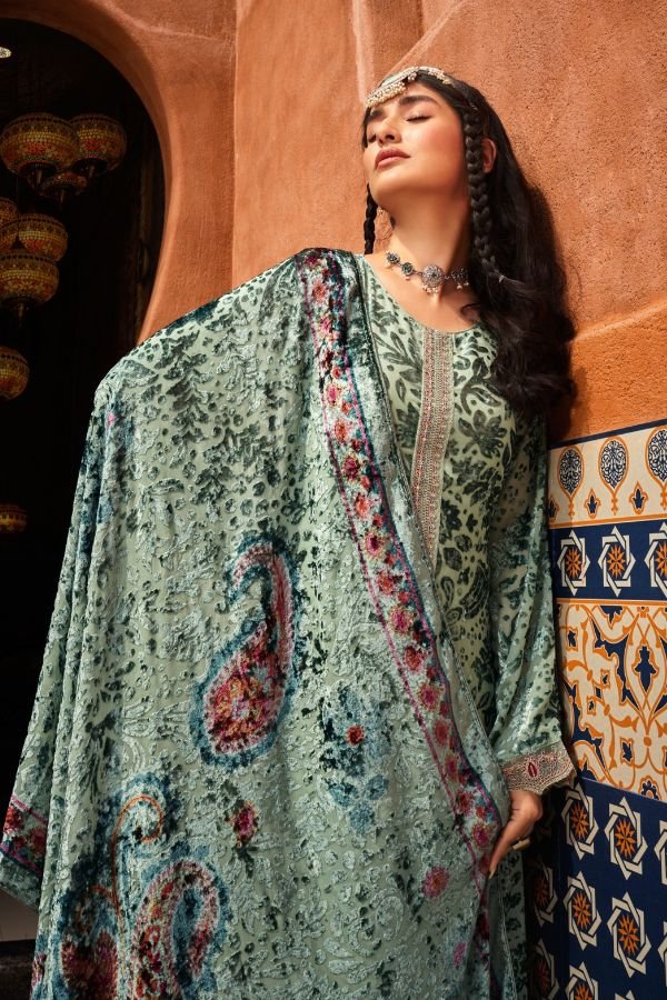 Rupali Fashion Moroccan Velvet Ladies Suits 9104