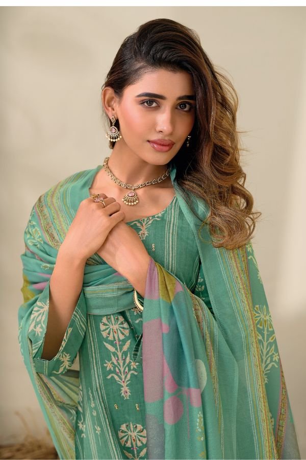 Rang Fashion Mirha Lawn Cambric Printed Salwar Suit 1002