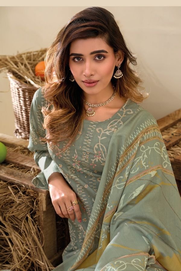Rang Fashion Mirha Lawn Cambric Printed Salwar Suit 1005