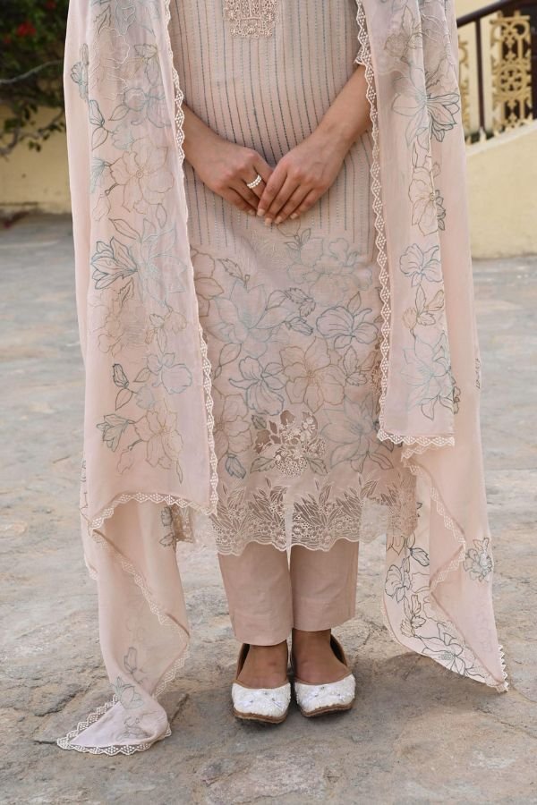 Naariti Glamiz Linen Embroidered Unstitched Suit AGOG-02