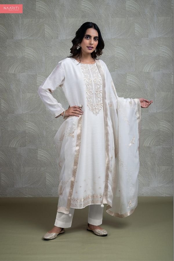 Naariti Liyana Muslin Embroidered Unstitched Suit AGOG-01