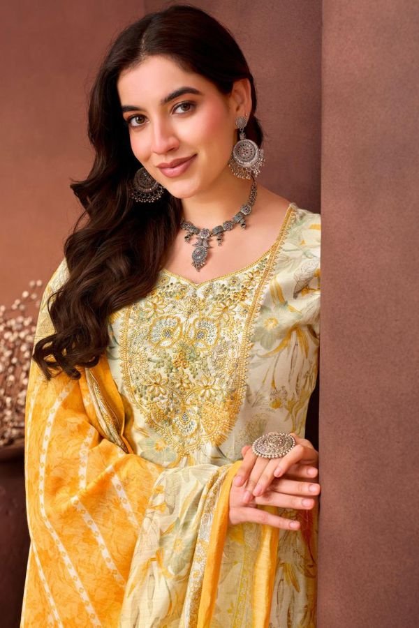 Salvi Fashion Selvina Silk 25 Ladies Suit 2504