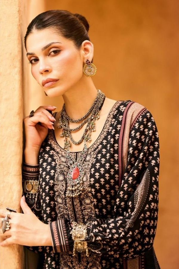 Varsha Fashion Bagh Muslin Ladies Salwar Suits BG-03