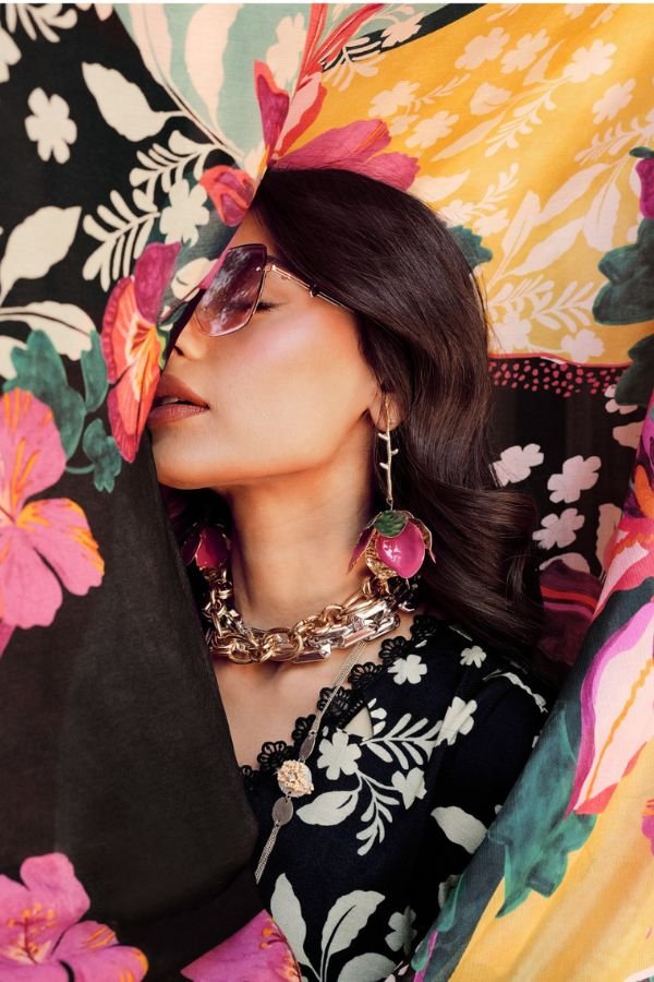 Varsha Fashion Legend Muslin Ladies Suit LG-01