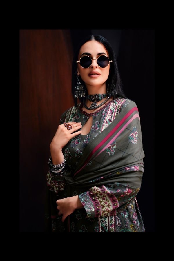 Varsha Fashion Voyage Muslin Ladies Salwar Suit VY-03