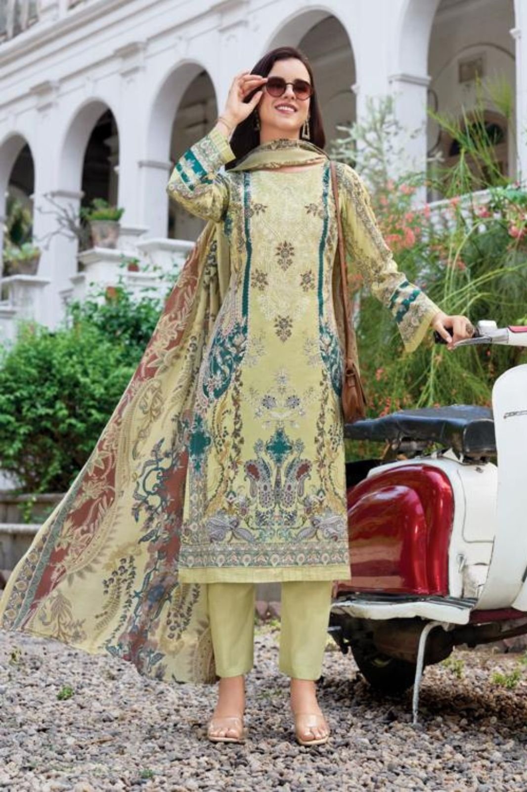 Belliza Designer Studio Naira 141 Pure Cotton Suit 977-008