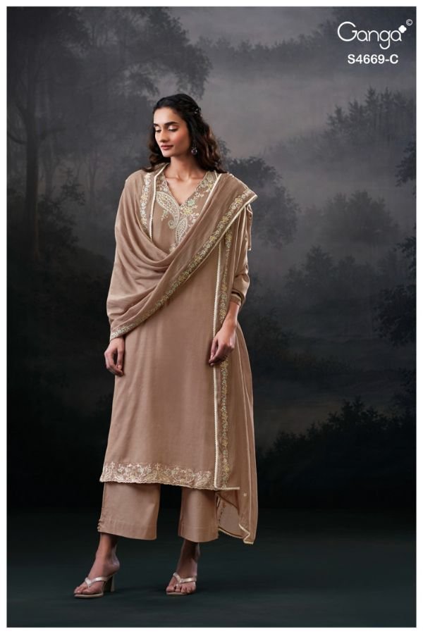 Ganga Fashion Gitaeya S4669 Premium Pure Mul Suit S4669-C