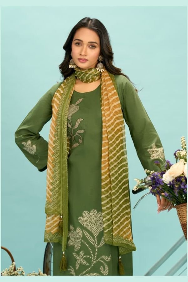 Kaavish Trends Rubiaa Pure Lawn Cotton Suit 2484