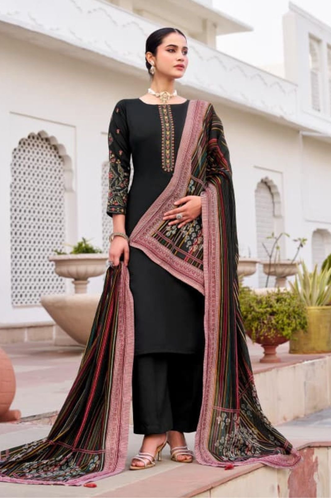 Mumtaz Arts Jamdani Jam Ladies Unstitched Suit 1001