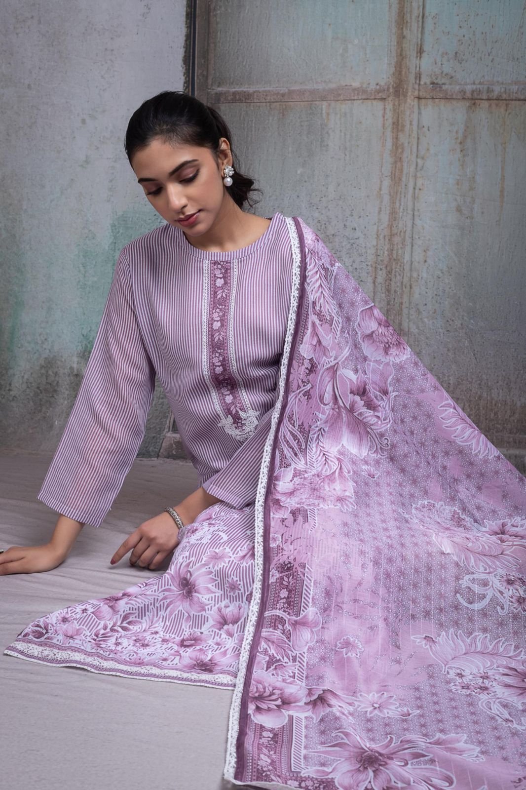 Naariti Amrin Pink Linen Ladies Salwar Suit AGOG-03