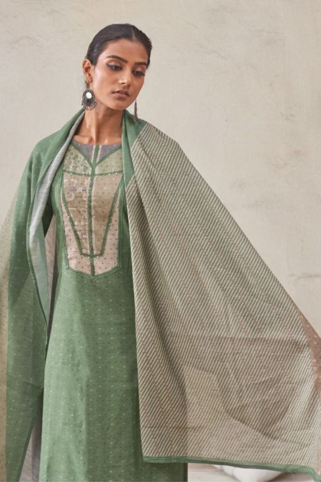 Omtex Minaraa Premium Lawn Cotton Ladies Suit 15331-D