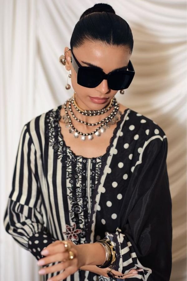 Varsha Fashion Lumina Muslin Ladies Suit LN-04