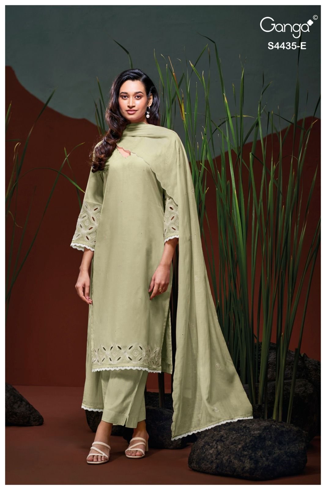 Ganga Fashion Erazya S4435 Premium Pure Mul Suit S4435-E