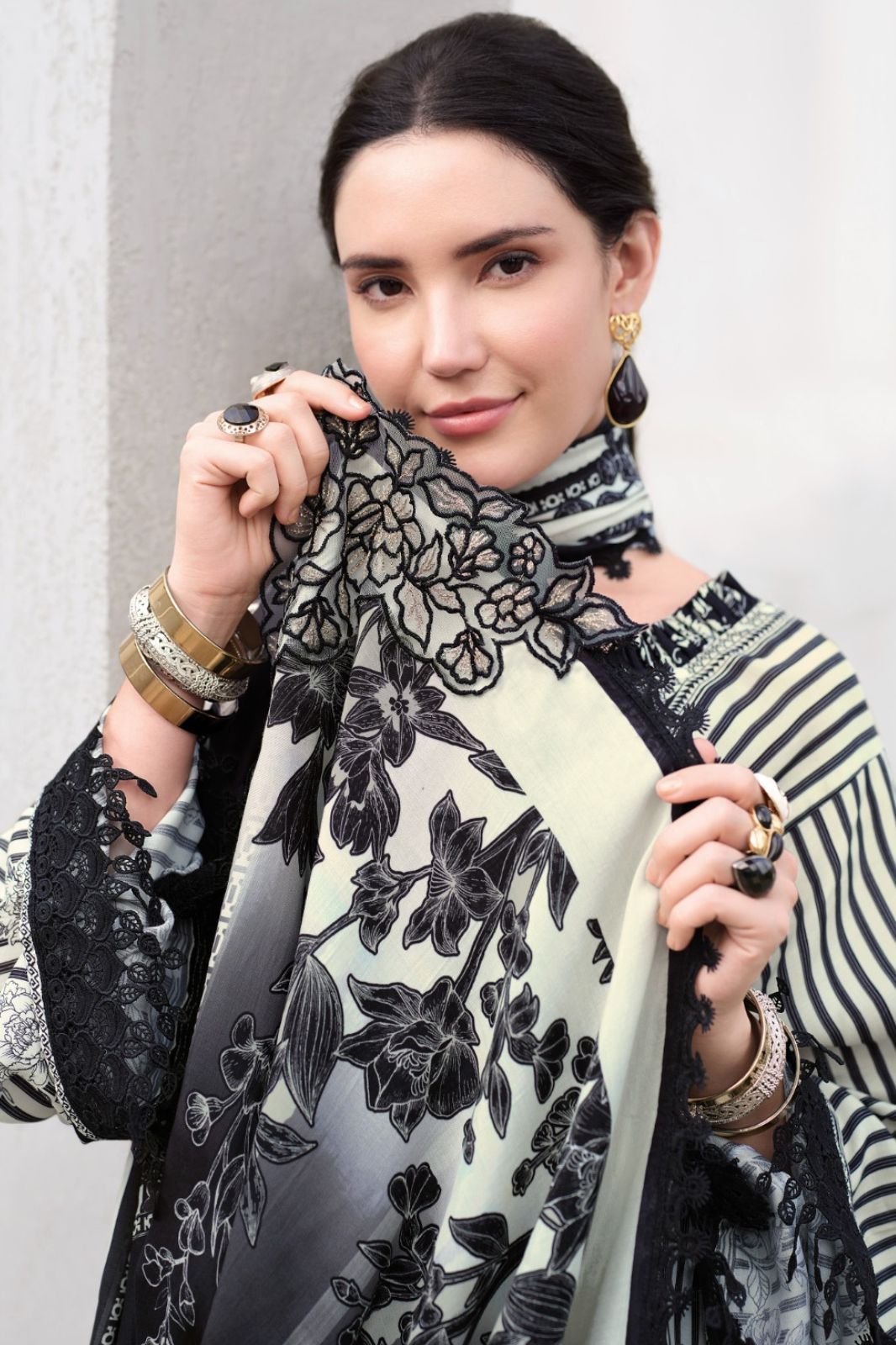 Sanaz Mono Line Muslin Ladies Salwar Suit ML-1602