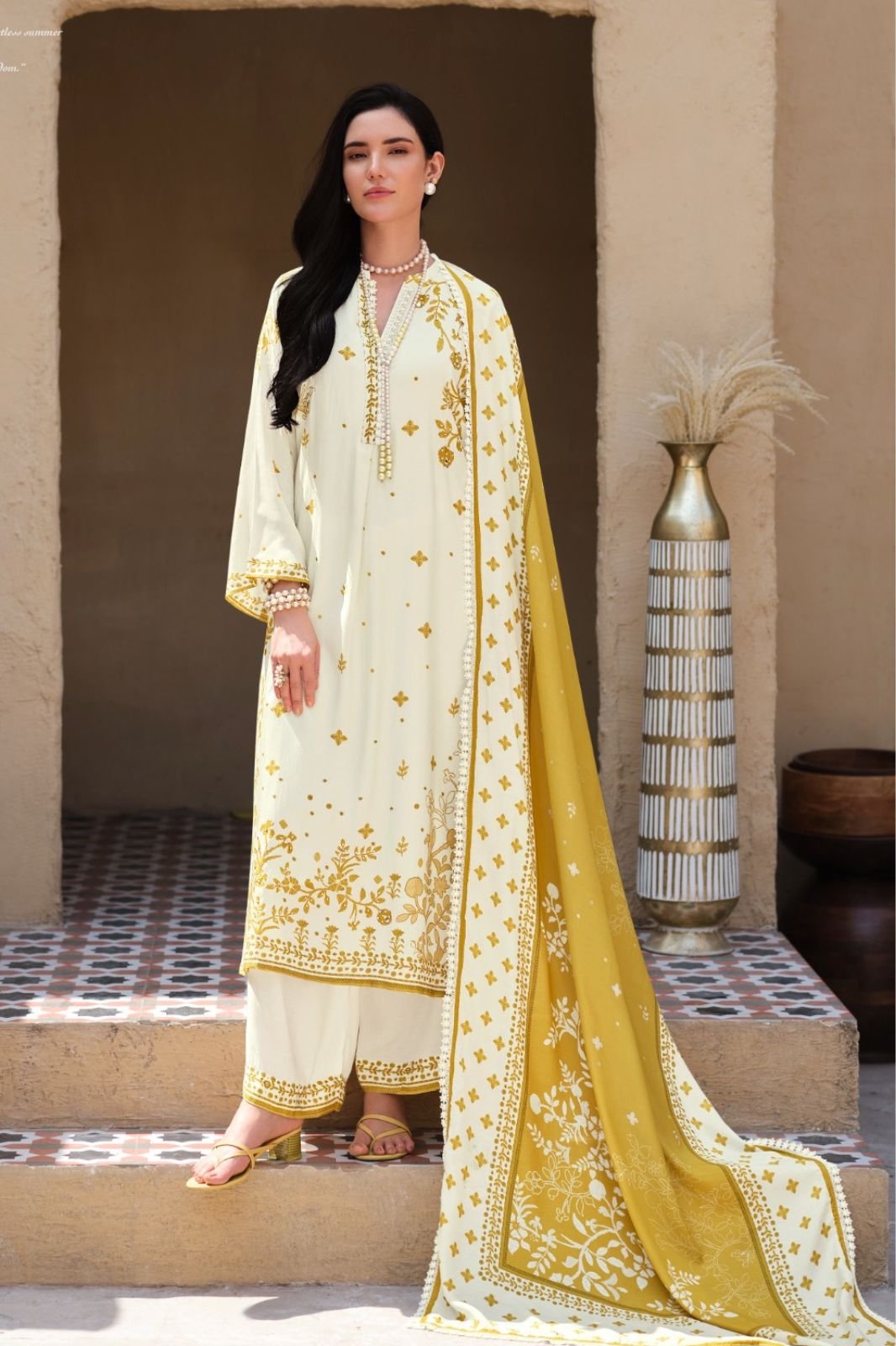 Sanaz Zarqash Muslin Ladies Salwar Suit ZQ-1302