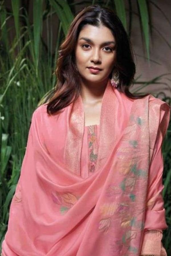 Ganga Fashion Amani Premium Viscose Woven Silk Suit C1906