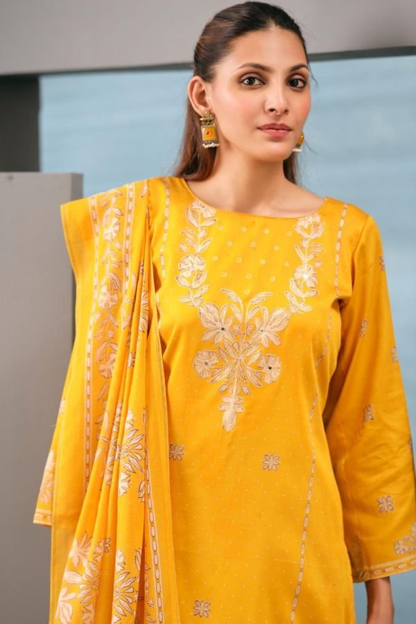 Kesar Karachi Kareena Vol 618 Jam Satin Printed Suit 70005