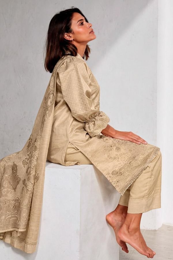 Varsha Fashion Oriva Shimmer Ladies Salwar Suit OV-01