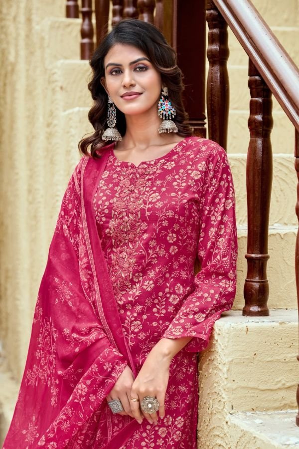 Sunrise Creation Soni Kudi Plus 3 Slub Cotton Ladies Suit 3008