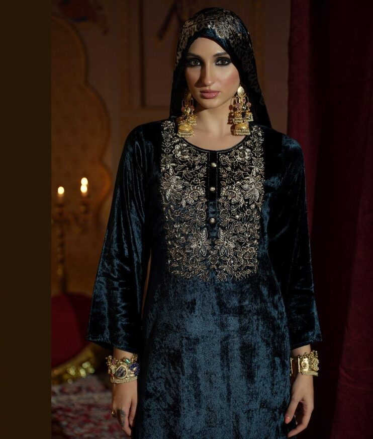 Ibiza Lifestyle Rang-E-Rooh Pure Viscose Velvet Suit 27092
